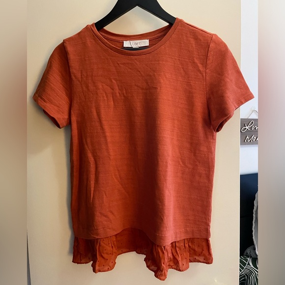 NWOT Loft Burnt Orange Ruffle Hem Mixed Media Short Sleeve Top XS - Picture 1 of 3